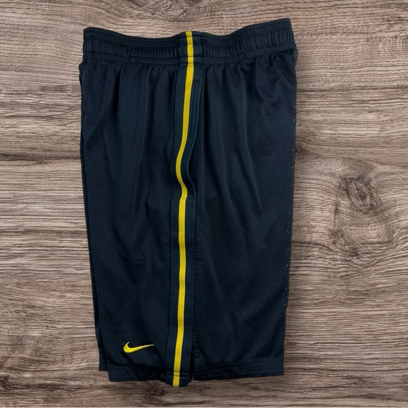 Nike Drawstring Dri-Fit Athletic Running Short Sz: S - Picture 4 of 12